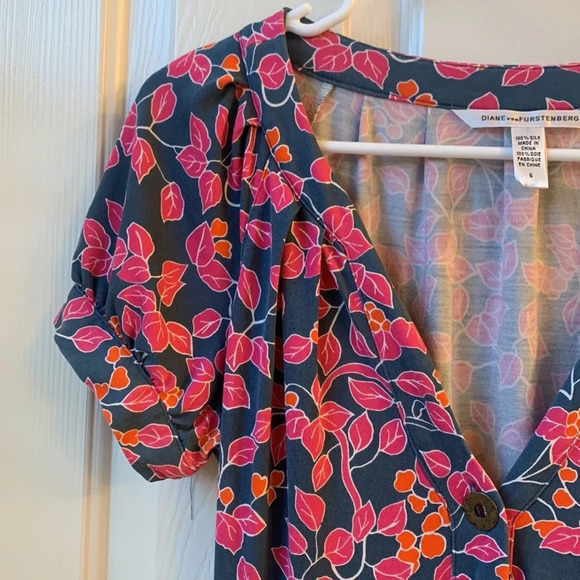 Diane Von Furstenberg Dhalia 100% silk floral pink romper size 6 - Picture 5 of 8